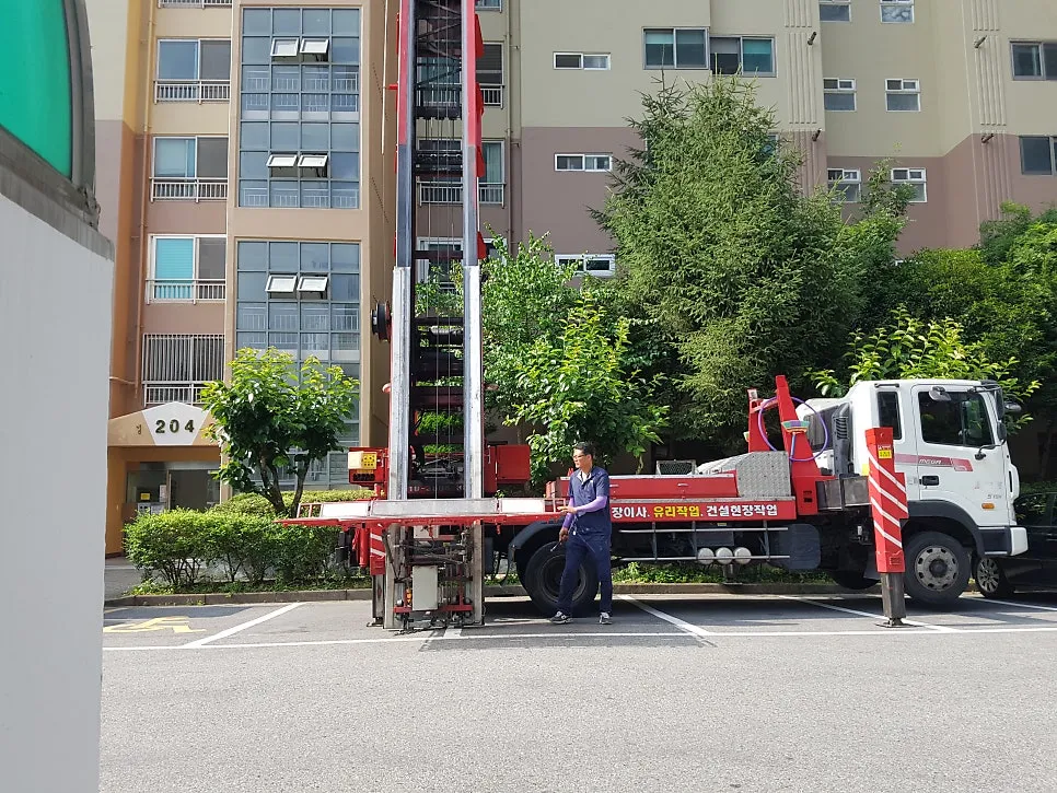 광주 서구 풍암동 금호아파트 KCC 창호 시공 사진 15 — 그럼 오늘 시공현장을 한번 둘러볼까요