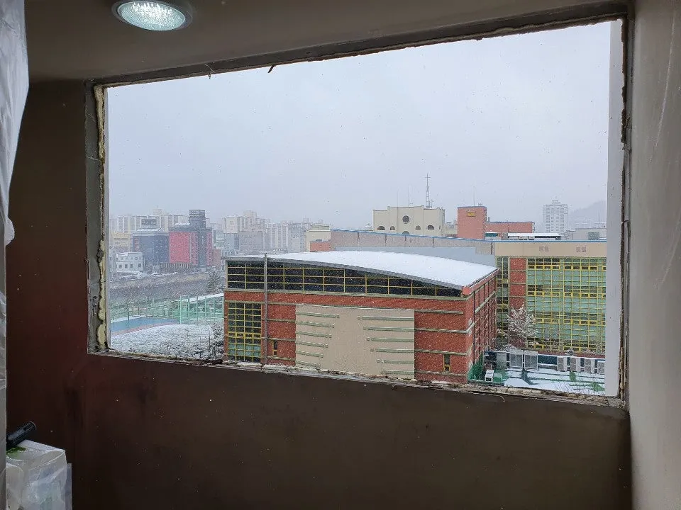 전남 목포  KCC 창호 시공 사진 3 — 시공 전 창호 상태를 한번 보실까요?