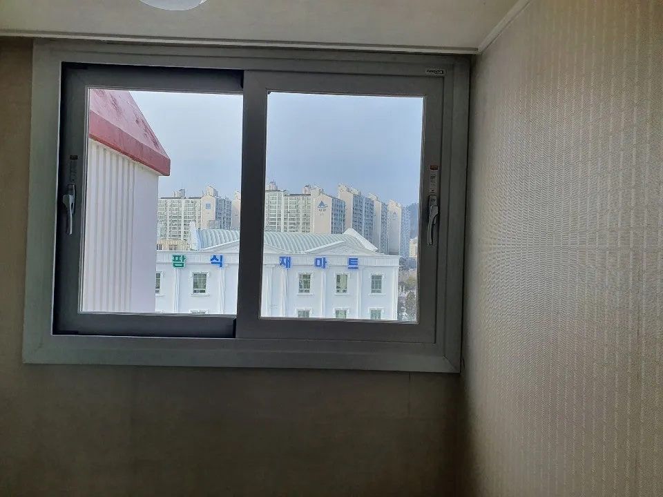 전남 목포 KCC 창호 시공 사진 4 — 이럴 때 ! 가장 중요한 부분이 창호라고 생각합니다 ㅎㅎ
