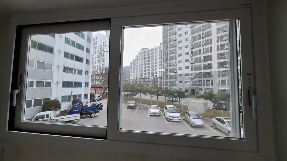 전남 곡성  KCC 창호 시공 사진 15 — 에 맡겨보시는 건 어떨까요?