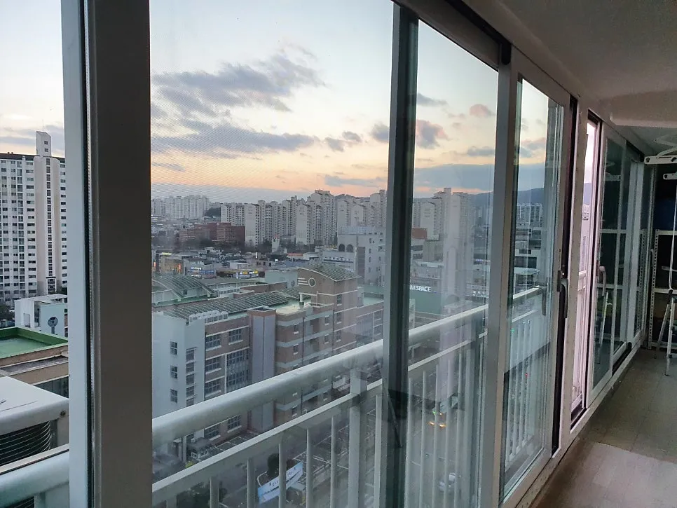 광주 서구 금호동 운남주공 KCC 창호 시공 사진 12 — 이러한 부분들을 통해 저희를 믿고 맡겨주셨어요 !