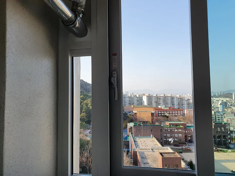 광주 남구 진월동 중흥아파트 KCC 창호 시공 사진 19 — 시공제품 : KCC- 뉴와이드빌230