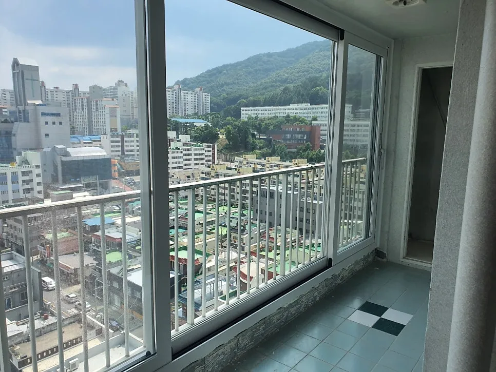 광주 남구 진월동 한신아파트 KCC 창호 시공 사진 4 — 시공 후 사진을 보실까요?
