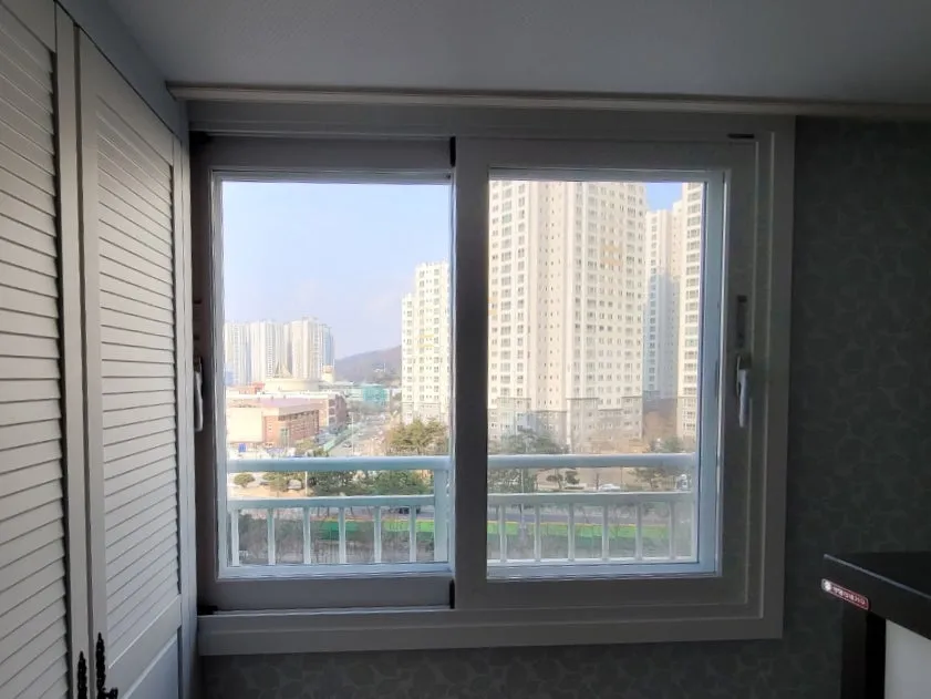 광주 북구 각화동  KCC 창호 시공 사진 4 — 시공 후 사진을 보실까요?