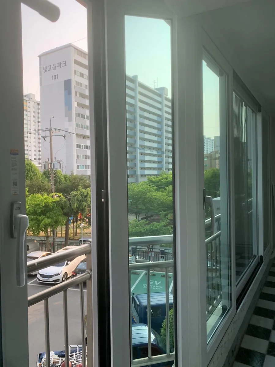 광주 서구 화정동  KCC 창호 시공 사진 3 — 시공 후 사진을 보실까요?