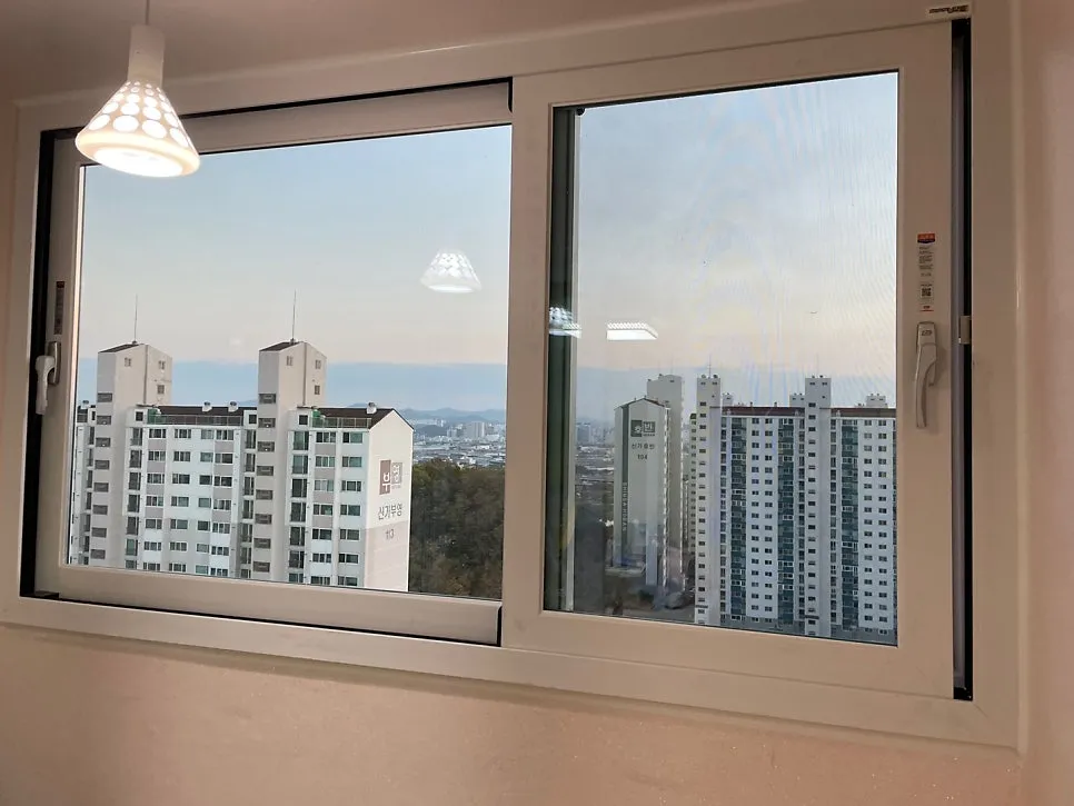 광주 광산구 신창동 신가부영 KCC 창호 시공 사진 4 — 시공 후 사진을 보실까요?