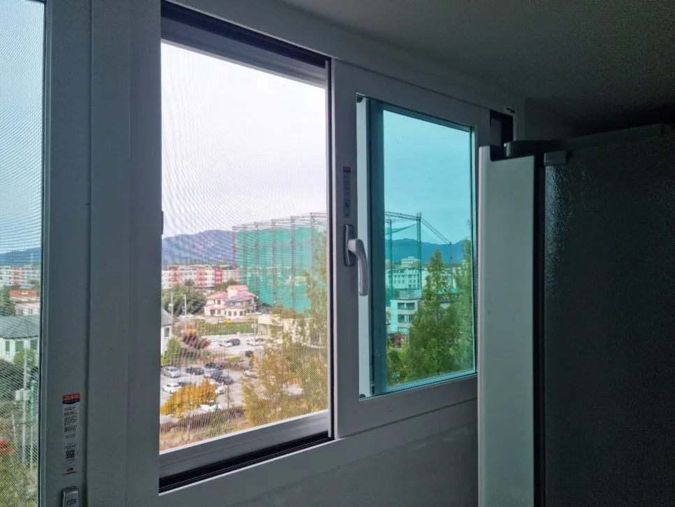 광주 광산구 월계동 KCC 창호 시공 사진 7 — 한번 설치하면 오래 사용하는 샷시는