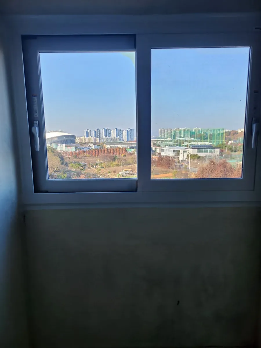 광주 서구 풍암동 KCC 창호 시공 사진 9 — KCC샷시는 단열, 온도 유지, 소음 차단, 기밀성이
