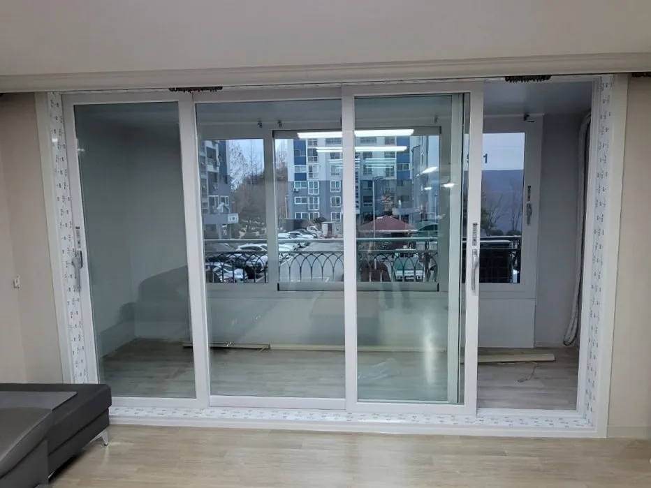 광주 광산구 운남동 운남주공 KCC 창호 시공 사진 7 — 시공 후 사진을 보실까요?