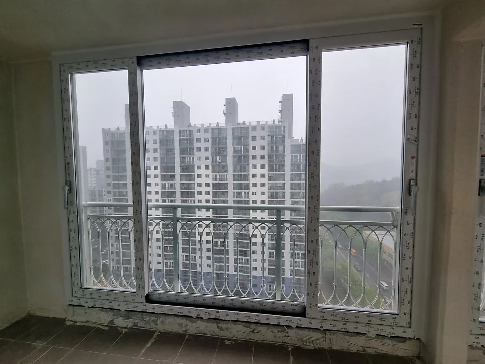광주 광산구 월계동 KCC 창호 시공 사진 10 — 인테리어/거주세대 모두 원데이 시공!