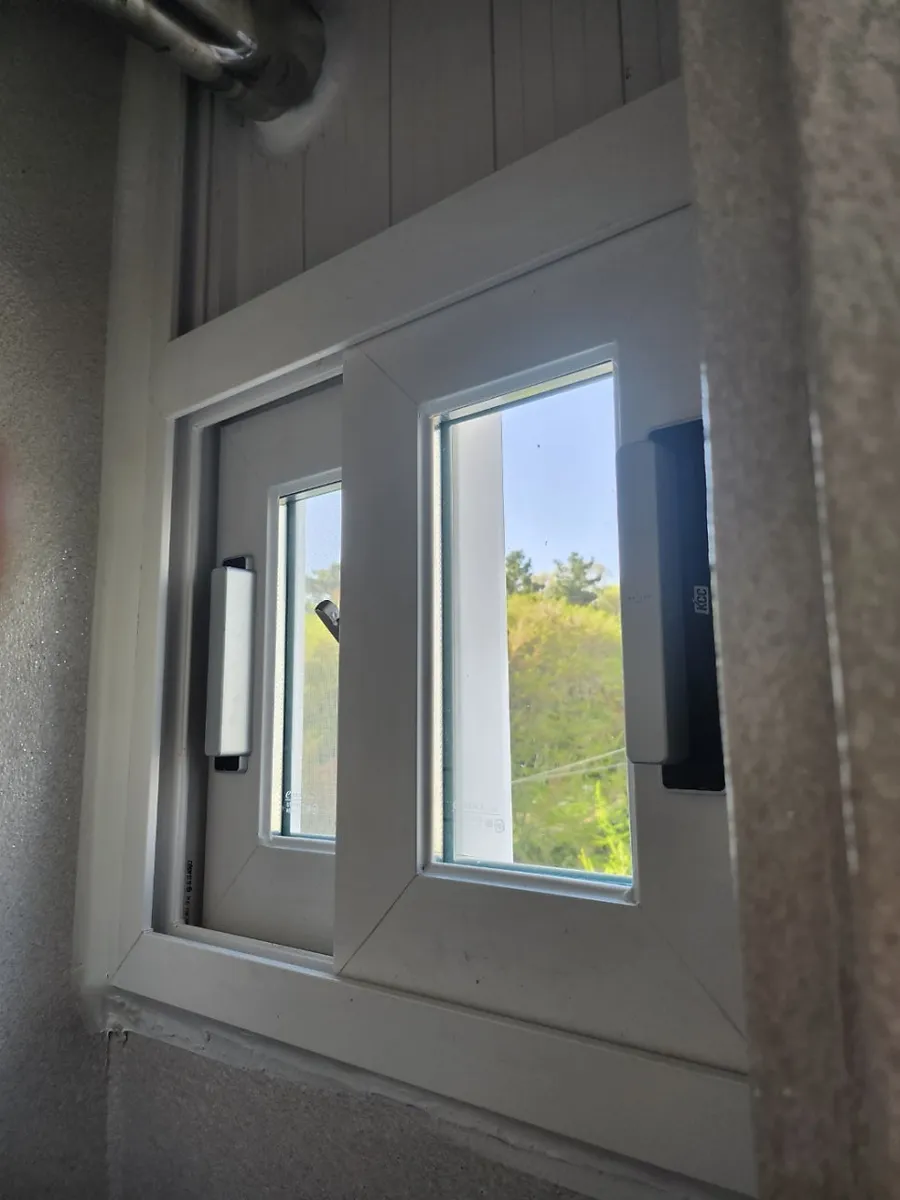 광주 서구 화정동 금호타운 KCC 창호 시공 사진 10 — 오늘도 역시 깔끔하게 시공되었습니다:)