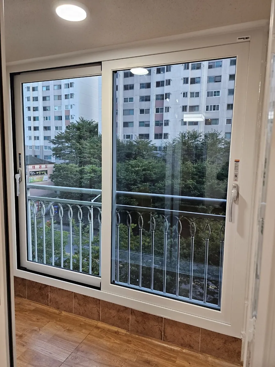 광주 서구 풍암동 금호타운 KCC 창호 시공 사진 6 — 시공 후 사진을 보실까요?